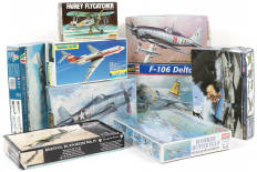 Lot 267 - DIVERS (9)