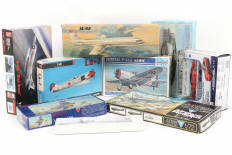 Lot 268 - DIVERS (9)