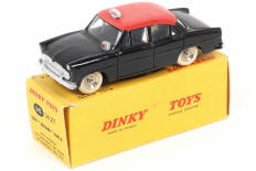 Lot 125 - DINKY TOYS (FRANCE) (1)