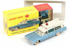 Lot 53 - DINKY TOYS (GB) (1)