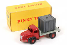 Lot 168 - DINKY TOYS (FRANCE) (1)