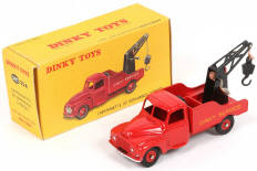 Lot 162 - DINKY TOYS (FRANCE) (1)
