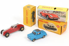 Lot 220 - DINKY TOYS (FRANCE) (5)