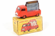 Lot 159 - DINKY TOYS (FRANCE) (1)