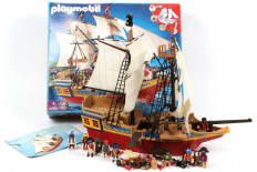 Lot 129 - PLAYMOBIL (ALLEMAGNE) (1)