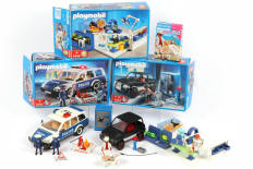 Lot 138 - PLAYMOBIL (ALLEMAGNE) (4)