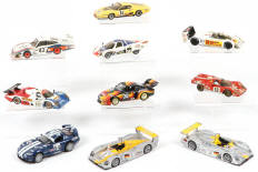 Lot 35 - DIVERS (10)