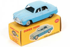 Lot 242 - DINKY TOYS (GB) (1)