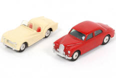 Lot 113 - CORGI TOYS (GB) (2)