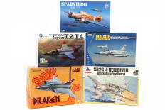 Lot 97 - DIVERS (5)