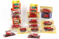Lot 136 - DIVERS (19)