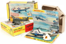 Lot 300 - DINKY TOYS (GB) (2)