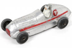 Lot 316 - DINKY TOYS (FRANCE) (1)