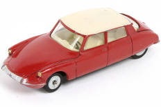 Lot 320 - DINKY TOYS (FRANCE) (1)
