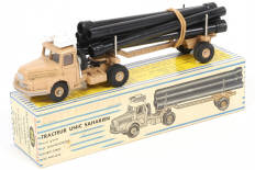 Lot 341 - DINKY TOYS (FRANCE) (1)
