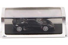 Lot 132 - SPARK (MACAU) (1)