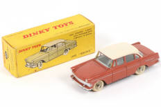 Lot 406 - DINKY TOYS (FRANCE) (1)