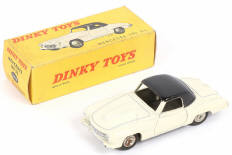Lot 394 - DINKY TOYS (FRANCE) (1)