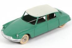 Lot 388 - DINKY TOYS (FRANCE) (1)