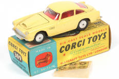 Lot 186 - CORGI TOYS (GB) (1)