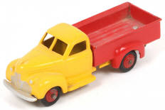 Lot 390 - DINKY TOYS (FRANCE) (1)