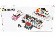 Lot 225 - LEGO (DANEMARK) (1)
