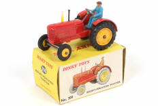 Lot 273 - DINKY TOYS (GB) (1)