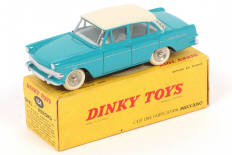 Lot 330 - DINKY TOYS (FRANCE) (1)
