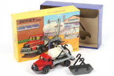 Lot 363 - DINKY TOYS (FRANCE) (1)