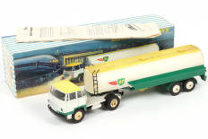 Lot 362 - DINKY TOYS (FRANCE) (1)