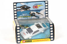 Lot 166 - CORGI TOYS (GB) (1)