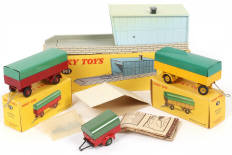 Lot 300 - DINKY TOYS (FRANCE) (4)