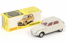 Lot 251 - DINKY TOYS (FRANCE) (1)