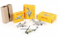 Lot 283 - DINKY TOYS (FRANCE) (3)
