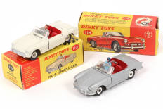 Lot 236 - DINKY TOYS (GB) (2)
