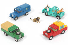 Lot 165 - CORGI TOYS (GB) (4)