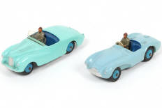Lot 235 - DINKY TOYS (GB) (2)