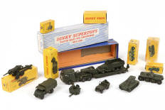 Lot 269 - DINKY TOYS (FRANCE) (8)