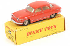 Lot 260 - DINKY TOYS (FRANCE) (1)