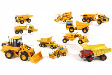 Lot 66 - DIVERS (10)