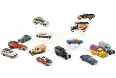 Lot 108 - DIVERS (14)