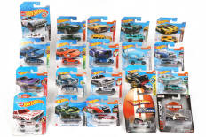 Lot 81 - HOT WHEELS (USA) (20)