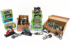 Lot 78 - DIVERS (70)