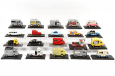 Lot 60 - DIVERS (20)