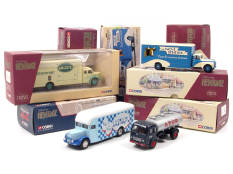 CORGI TOYS (GB) (8)