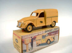 DINKY TOYS FRANCE (1)