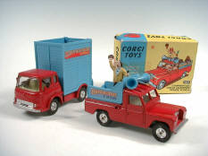 CORGI TOYS (GB) (2)