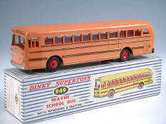 DINKY TOYS GB (1)