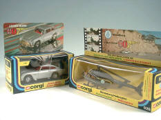 CORGI TOYS (2)