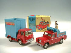 CORGI TOYS (GB) (2)